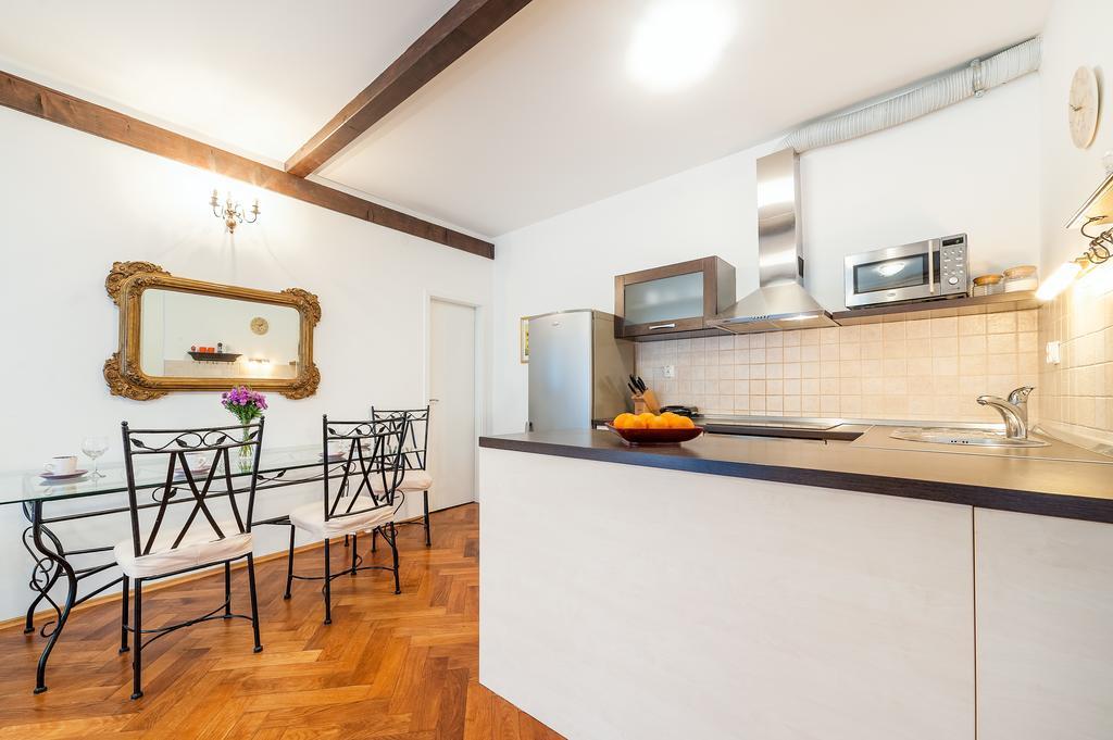 Apartment Heart Of The City Šibenik Esterno foto